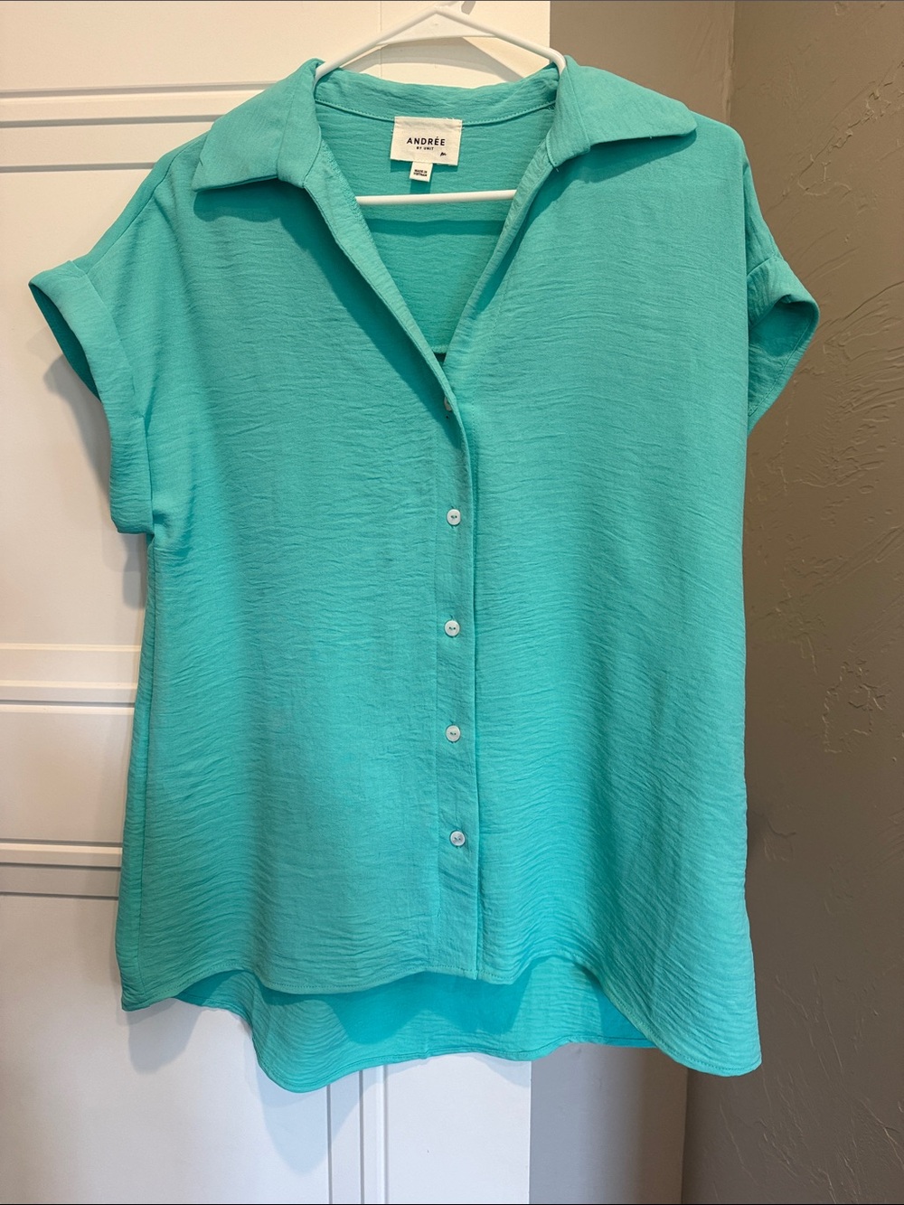 Andree Turquoise Short Sleeve Button-Down Top